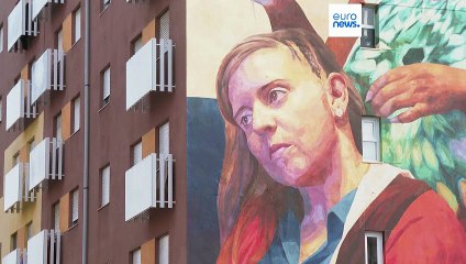 Novos murais nas fachadas do Bairro do Zambujal contam as histórias de quem lá vive