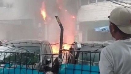 인도네시아 자카르타 빌딩 화재로 최소한 22명 사망..."드론 배터리 폭발" / YTN