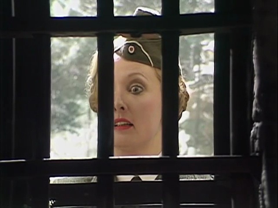 Allo Allo S1 E04 - The Execution