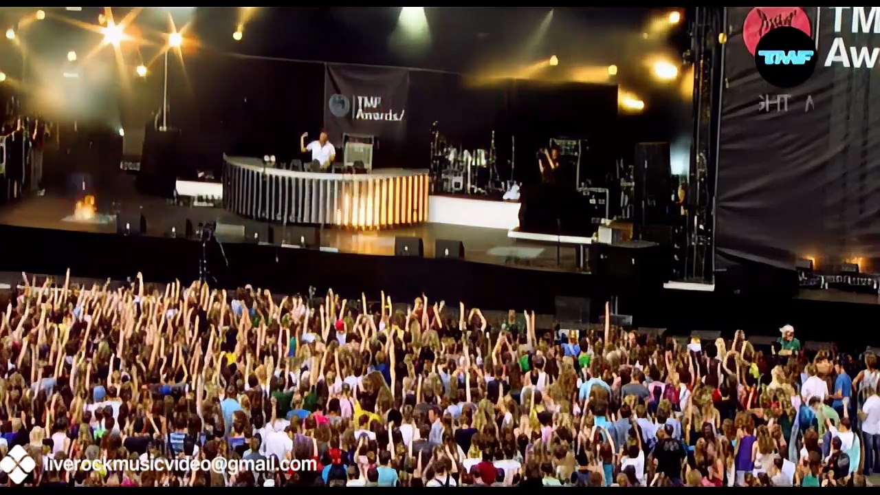 Armin Van Buuren - Medley - Live @ opening tmf awards 2009 - HD Upscale