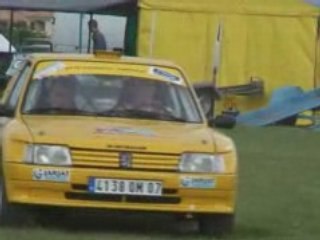 Arrivee 1er assistance rallye caillette 2008