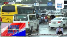 Ilang commuter, mas naging pahirapan ang pagbiyahe dahil sa maulang umaga | Unang Balita