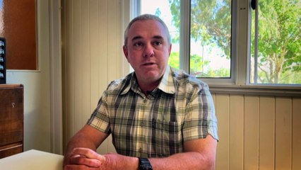 Travelling instrument teacher provides music lessons for hard-to-reach rural Queensland schools