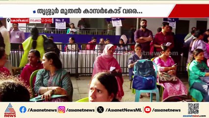 ദേശപ്പോരിനൊരുങ്ങി വടക്കൻ കേരളം ;  നടക്കാവിൽ പോളിങ് സാമഗ്രികളുടെ വിതരണം തുടങ്ങി