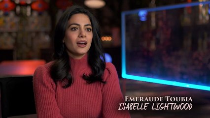 'Shadowhunters' Cast Chooses Their Signature Weapon -- Exclusive