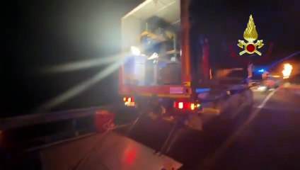 Scontro tra mezzi pesanti a Siniscola, coinvolta autocisterna GPL sulla SS125