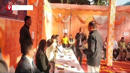 स्कूल से 8KM के दायरे में रहेंगे सरकारी टीचर्स, पौड़ी DM से फरियादी बोले- 'बीमार मुर्गे की तरह' स्कूल पहुंचते हैं शिक्षक
