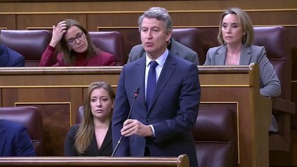 Feijóo acusa a Sánchez de aprender sobre feminismo en los prostíbulos