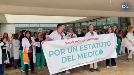 Los médicos vuelven a parar la Sanidad: "Basta de 80 horas semanales y silencio de Mónica García"