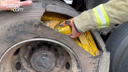 PRF encontra drogas escondidas em pneus de carreta na BR-277
