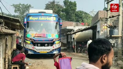 বাবরি মসজিদ: হাতে টাকা-ইট-সিমেন্ট, বাস ভাড়া করে বেলডাঙার পথে শতাধিক গ্রামবাসী