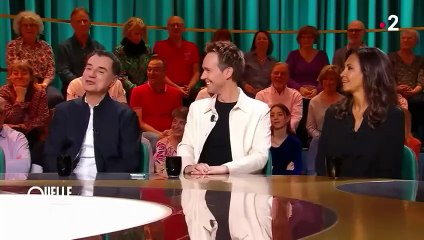 Laurent Luyat se confie sur "L'Anneau", le jeu d'aventure de France 2, face à Léa Salamé dans "Quelle Epoque !".