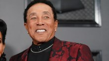 Smokey Robinson has accused his sexual assault accuser of theft