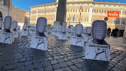 In carcere 72 morti da inizio anno, flashmob a Montecitorio con sagome per ricordare le vittime