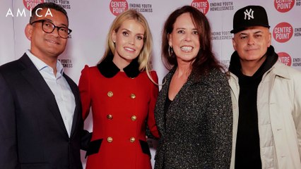 Kitty Spencer e quel cappottino che fa subito Natale Anni 80