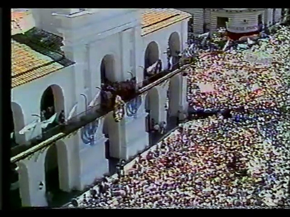 Asunción presidencial del Dr. Raul Alfonsin (fragmento 2 1983)