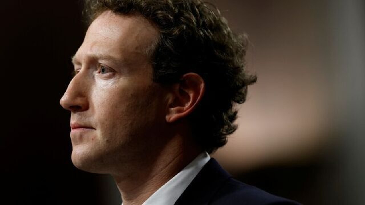 Meta's Zuckerberg Directs Pivot to Money-Making AI Model