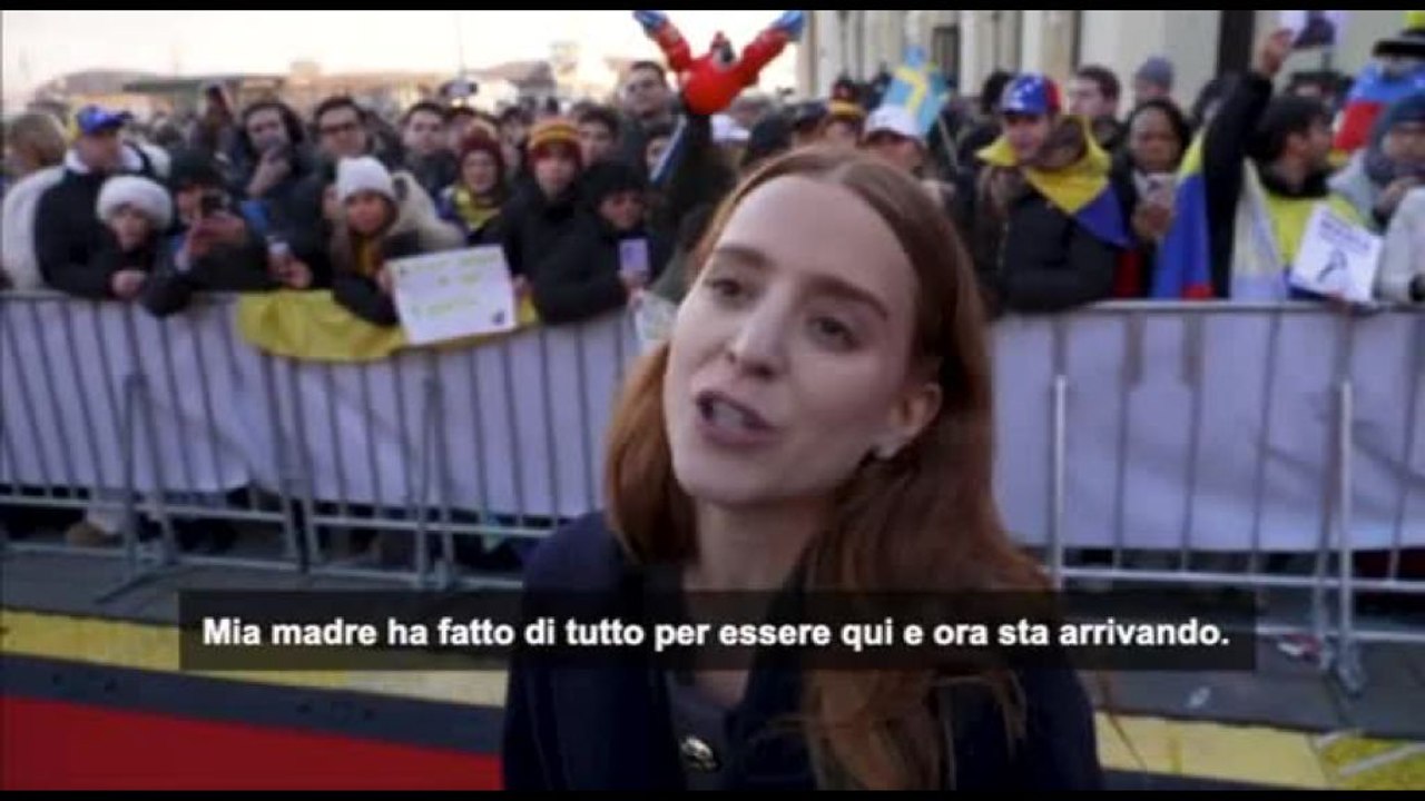 Standing ovation per la figlia di Maria Corina Machado al Nobel