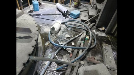 전주 사료 공장서 폭발사고...3명 부상 / YTN