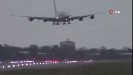 PSG’yi taşıyan uçak şiddetli rüzgar nedeniyle piste yan iniş yaptı