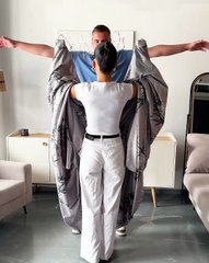 How to change bed sheets with your partner without a fight😂