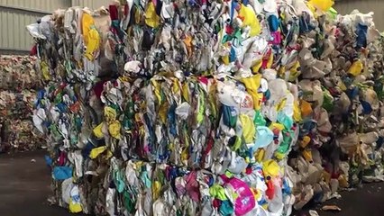 ¿Cómo se recicla una botella de lejía? - Ecoembes