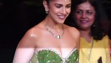 Nimrat kaur hot actress nipslip, aisha kangna divali cleavage,oops nipslip actrescleavage , cleavage