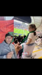 جزائرية كيوت تخطف الأنظار في مباراة الجزائر و العراق 🇮🇶 🇩🇿 #algeria #viralvideo #trending