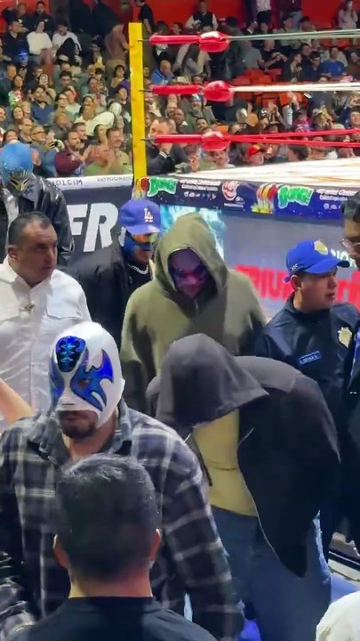 Bad Bunny de incógnito
