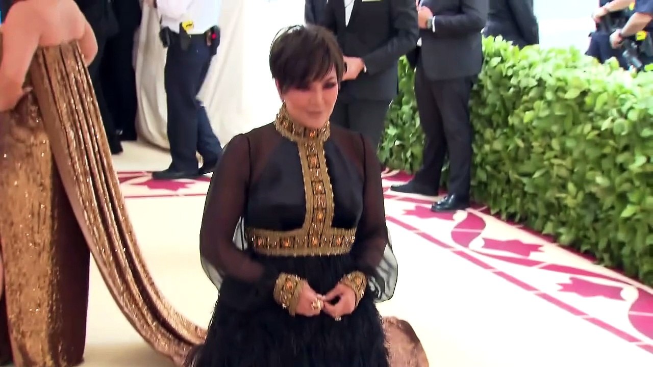 Kourtney Kardashian Slams Khloe Kardashian In New Video