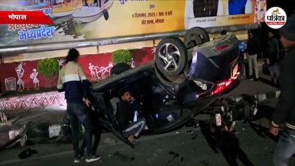 लिंक रोड पर तेज रफ्तार कार अचानक पलटी