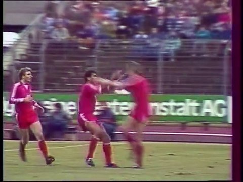 STUTTGART - HAMBOURG - 1984 - SAISON 1983/1984 -