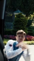 After overcoming numerous hardships, the fast-food sweetheart girl becomes the CEO's lover...