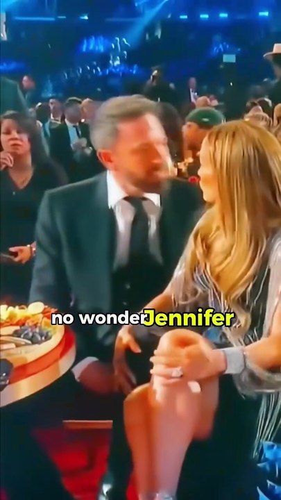 No wonder Jennifer Lopez is always impatient with Ben Affleck.#celebrities #hollywood #viral