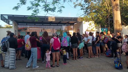 Retiran cadenas en escuela de Ecoterra | CPS Noticias Puerto Vallarta