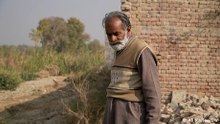 Pakistan: Flood-hit village struggles to rebuild