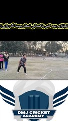 بتاؤ یہ بچہ کس پاکستانی اسٹار کی طرح لگ رہا ھے