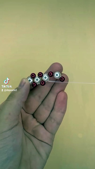 Make a bracelet with me guys...