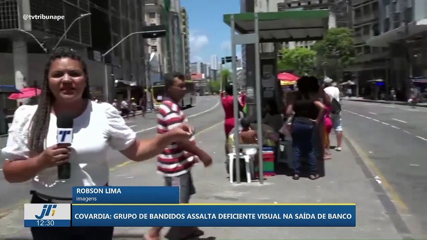 Covardia: grupo de bandidos assalta deficiente visual na sa&#237;da de banco