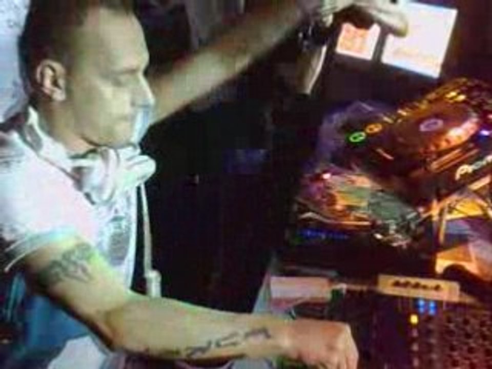 dj furax @ arc en ciel