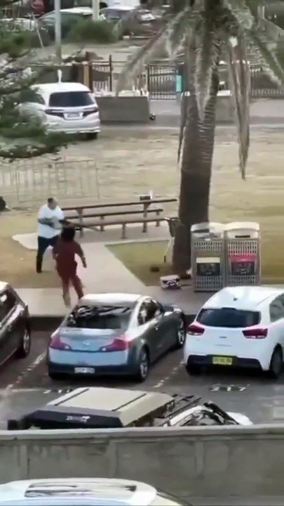 الهجوم على شاطئ بسدني