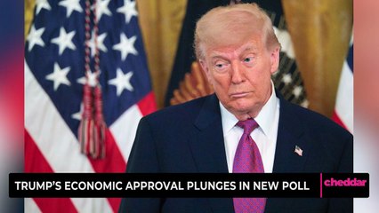 Trump’s Economic Approval Plunges in New Poll