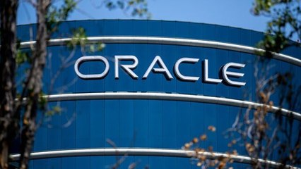 Oracle Slides on AI Spending, Erases More than $100B in Market Value
