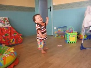 Lucas 18é mois 058
