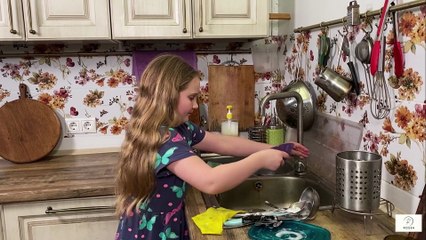 “When Roles Shift How Families Adjust When a Senior Begins Cancer Treatment”