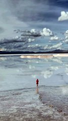 Salar de Uyuni - The World's Largest Mirror