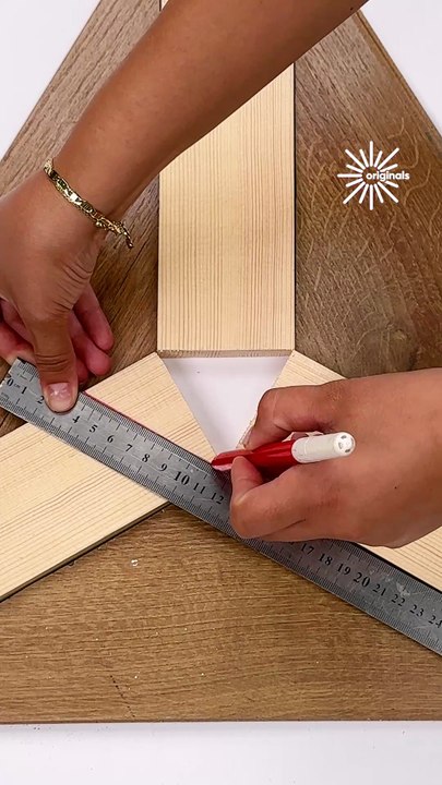 Quick hack for perfect wood lining🛠️