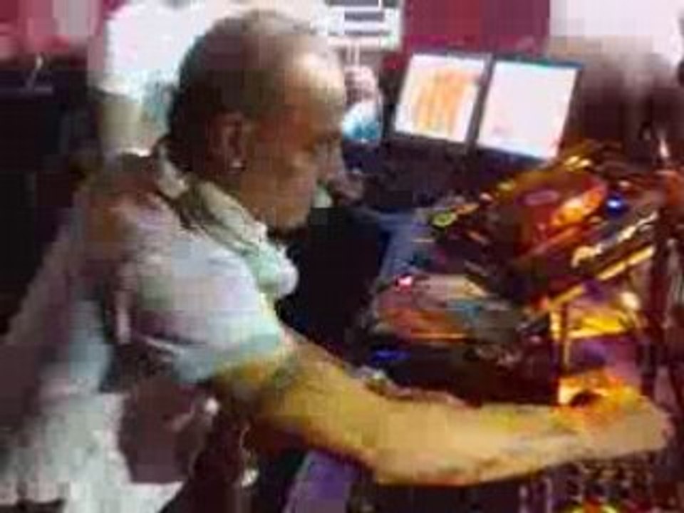 dj furax @ arc en ciel