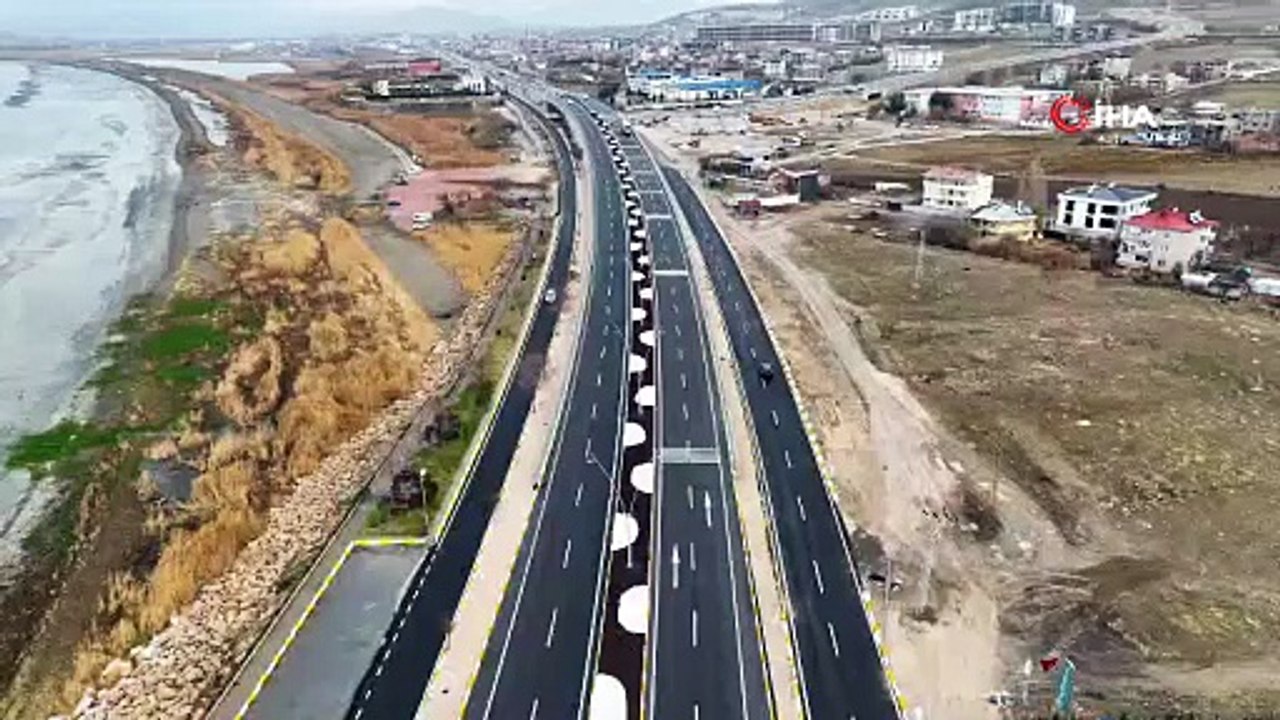 Van Çevre Yolu'nun 28 kilometrelik iki etabı açılıyor