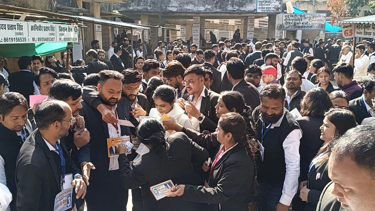 अलवर बार एसोसिएशन चुनाव: वोटिंग जारी, दोपहर तक 463 वोट पड़े